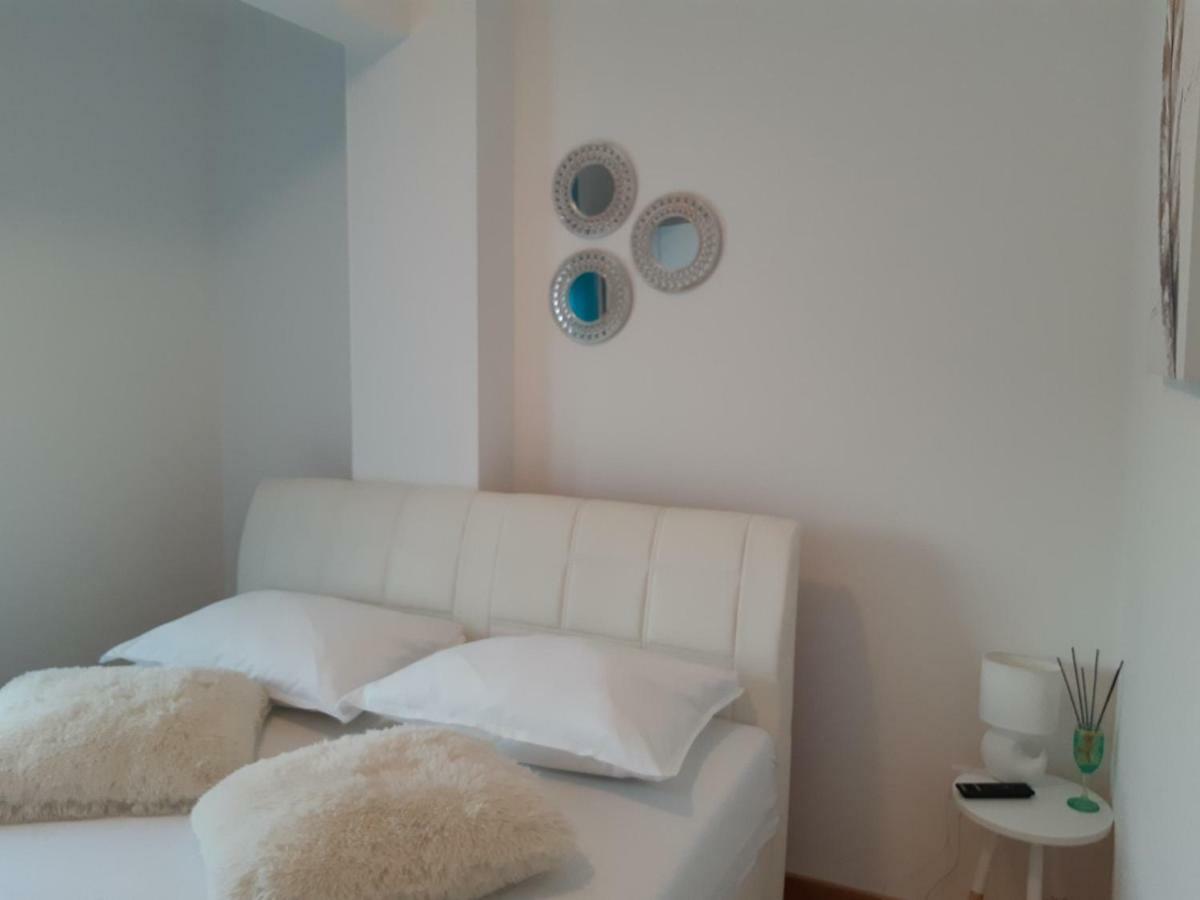 Apartman Dijana บันยาลูกา ภายนอก รูปภาพ