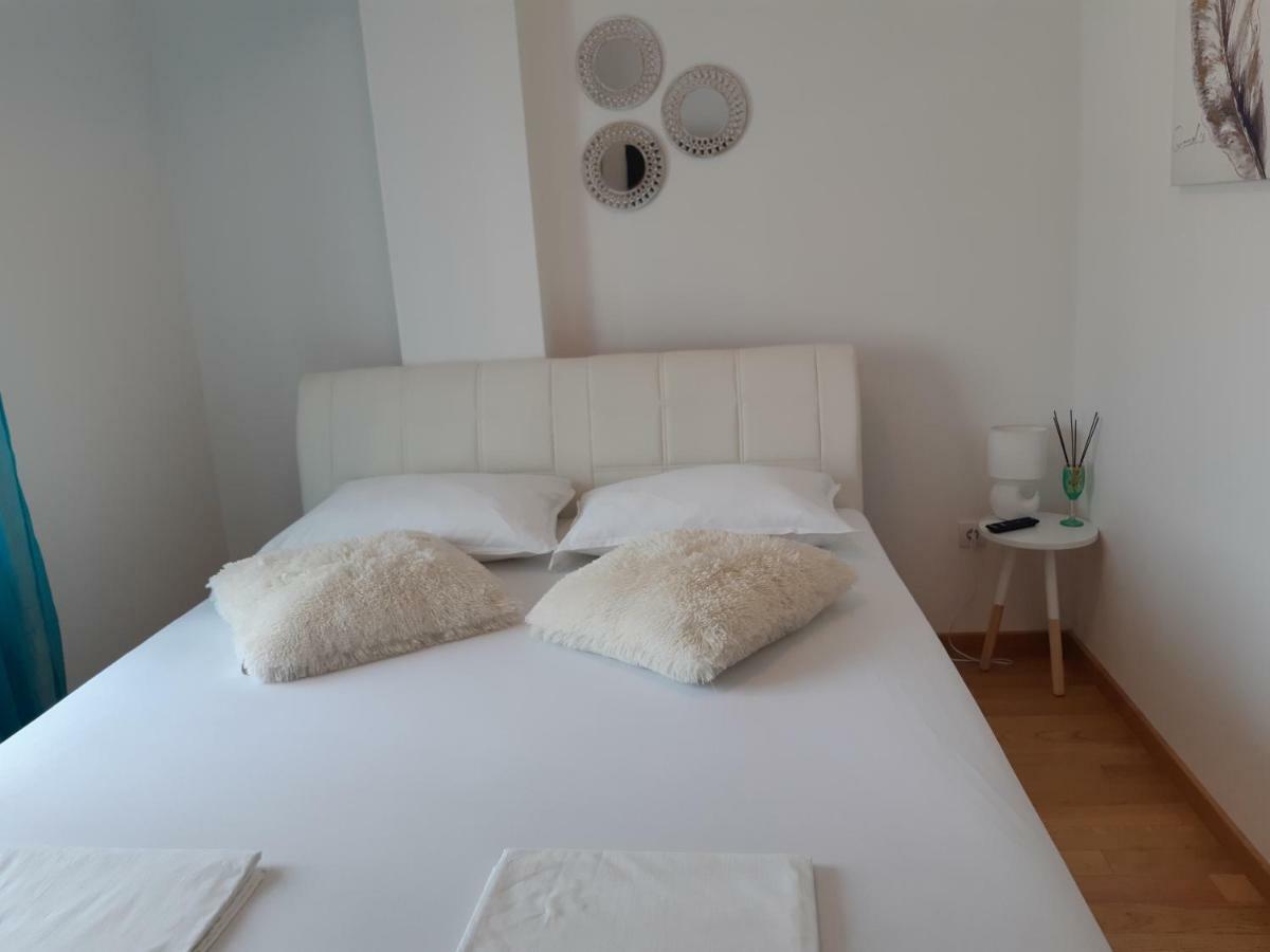 Apartman Dijana บันยาลูกา ภายนอก รูปภาพ