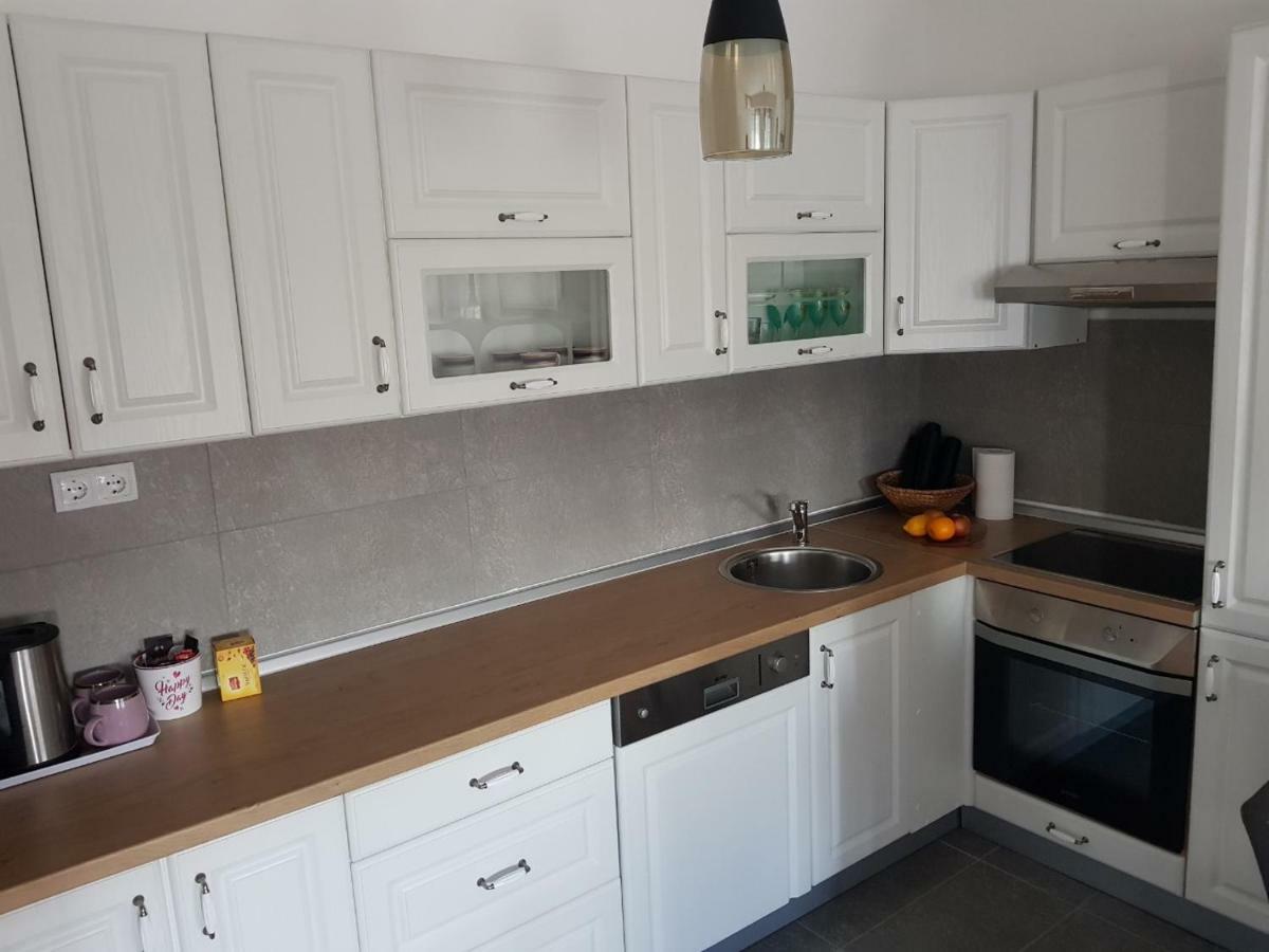 Apartman Dijana บันยาลูกา ภายนอก รูปภาพ