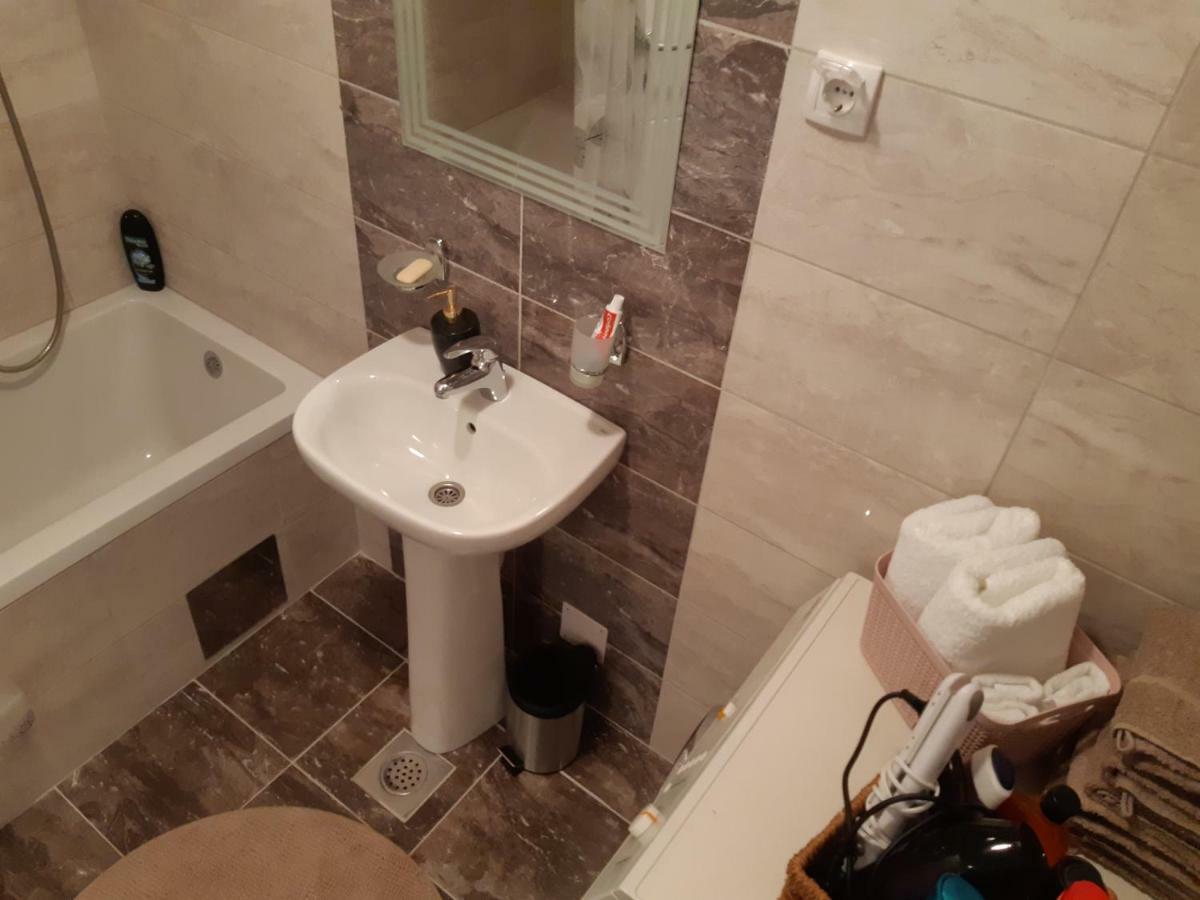 Apartman Dijana บันยาลูกา ภายนอก รูปภาพ